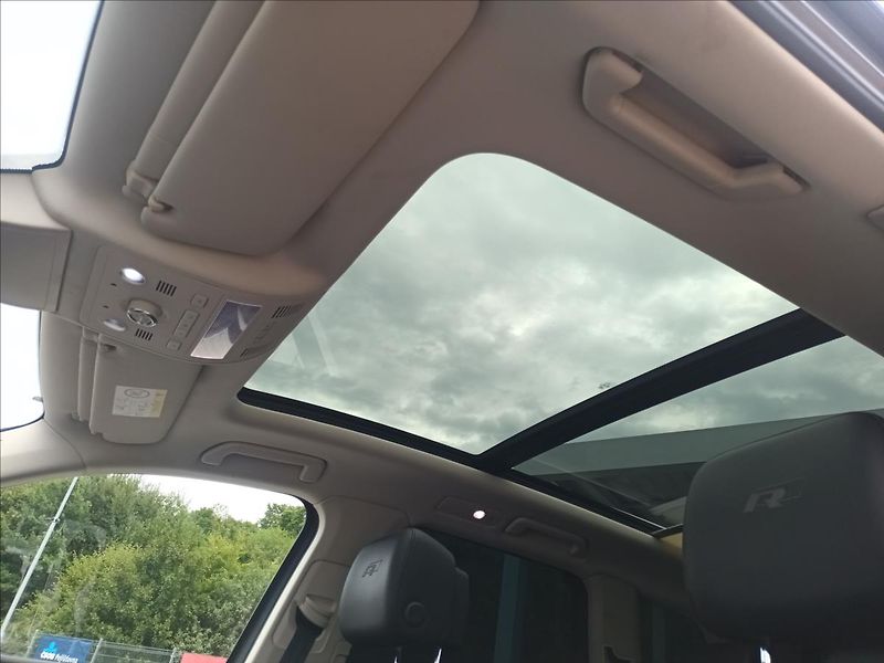 Volkswagen Touareg 3,0 TDI 193Kw,R-Line,ČR,TAŽNÉ, - fotka 37 z 50