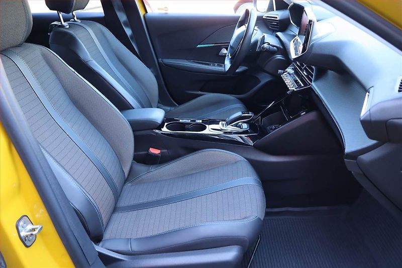 Peugeot 208 (2021) 1.2 PureTech, Automat - fotka 9 z 24