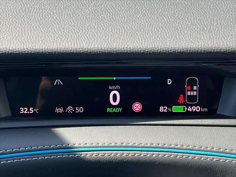 Volkswagen ID.7 1,0 210 kW kap. 77kWh  PRO - fotka 16 z 33