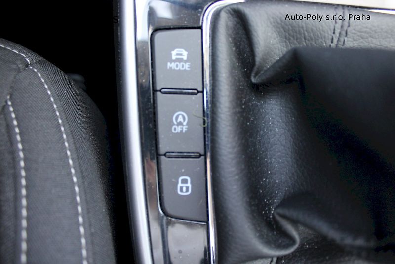 Škoda Fabia (2025) 1.0 TSI 85 kW Top Selection - fotka 15 z 25