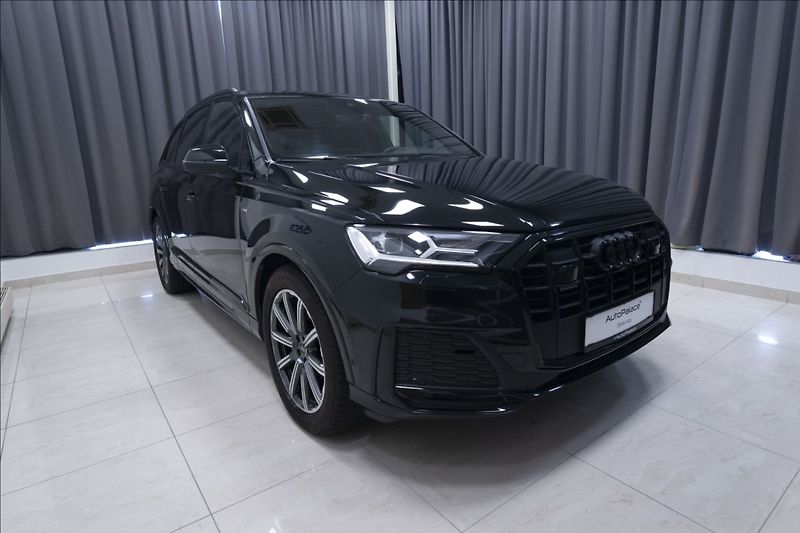 Audi Q7 3,0 TDI QUATTRO S-LINE 1. MAJ - fotka 3 z 45