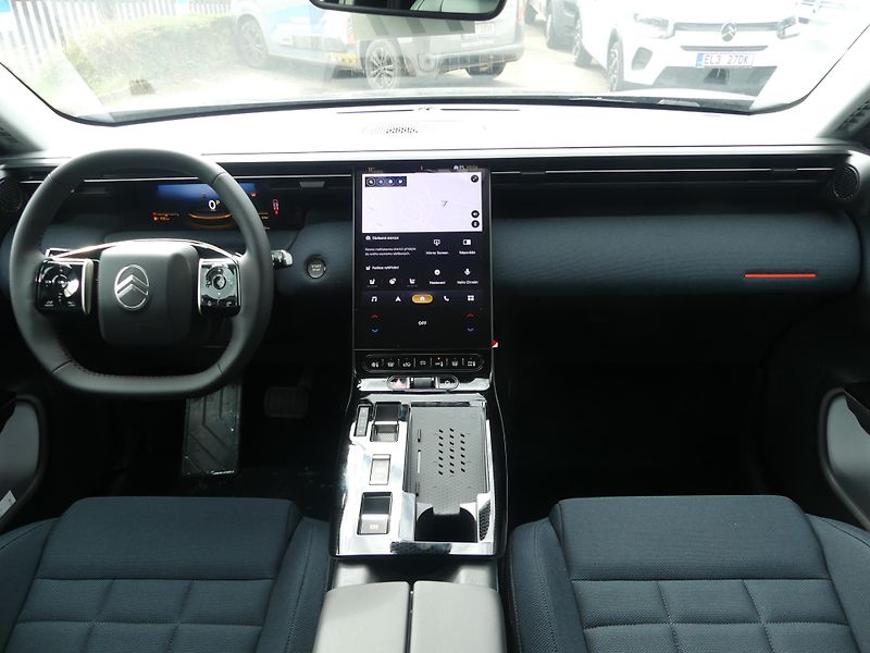 Citroën C5 Aircross (2026) PLUS Hybrid 145k Automatic    - fotka 11 z 23