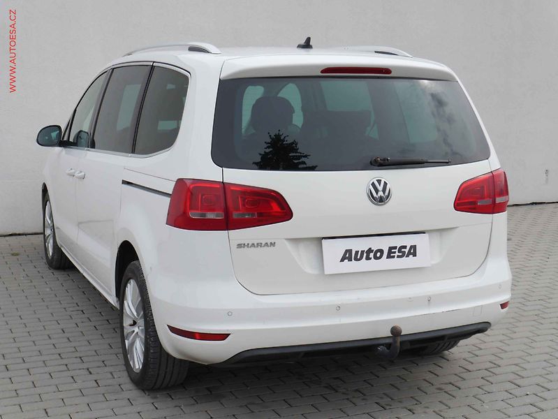 Volkswagen Sharan (2013) 2.0TDi, DSG, bixen, kamera - fotka 6 z 21