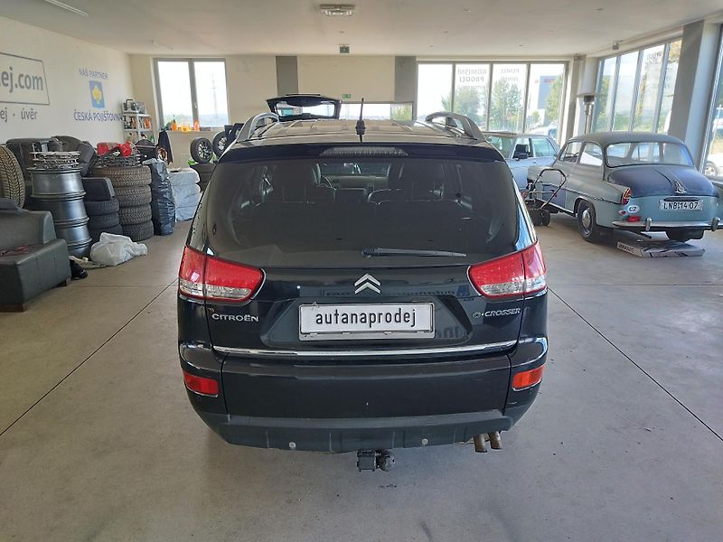 Citroën C-Crosser (2008) 2,2HDI,115KW,7MÍST,XEN,ALU,TAŽ - fotka 8 z 34