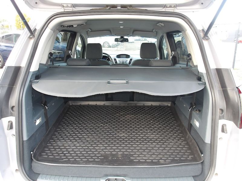 Ford C-MAX 1,6TDCi KRASAVEC !!! 7 MÍST ! - fotka 20 z 27