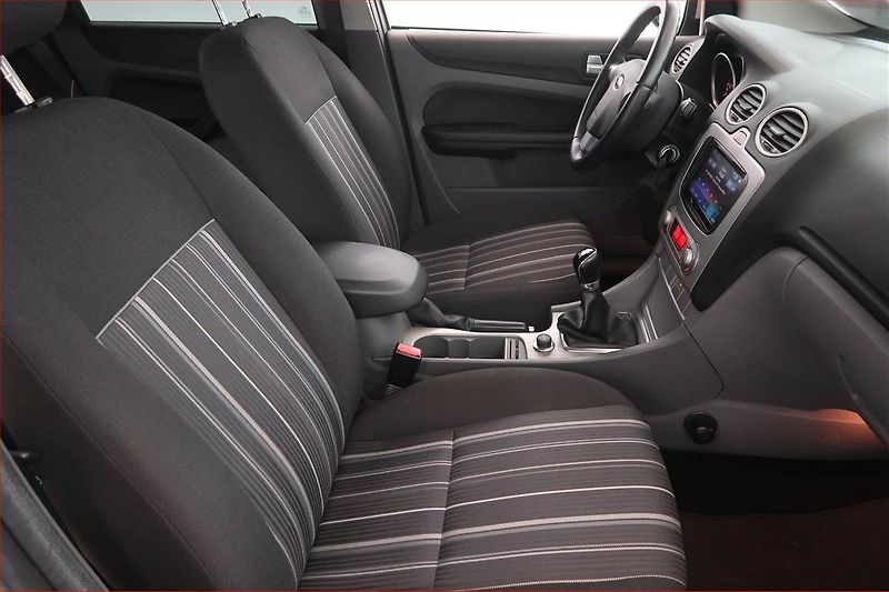 Ford Focus (2009) 1.6 16V, Serv.kniha, nová STK - fotka 9 z 15