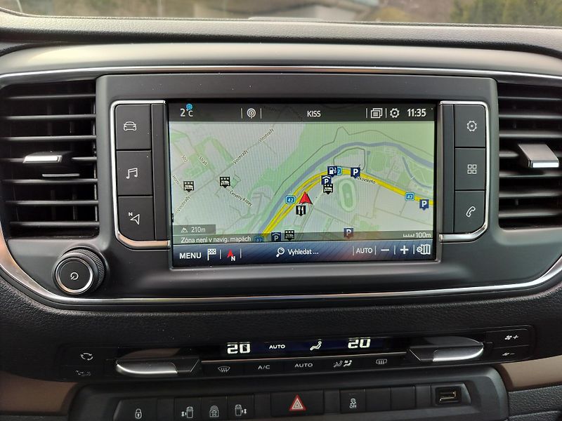 Toyota ProAce Verso 4x4 kůže, navi,  8 míst, tažné - fotka 18 z 30