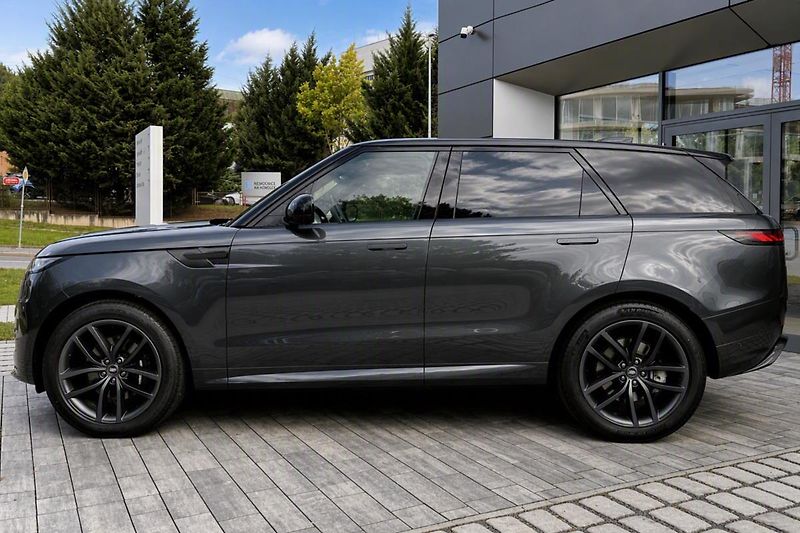 Land Rover Range Rover Sport (2026) 3,0 D250 DYNAMIC SE - fotka 2 z 26