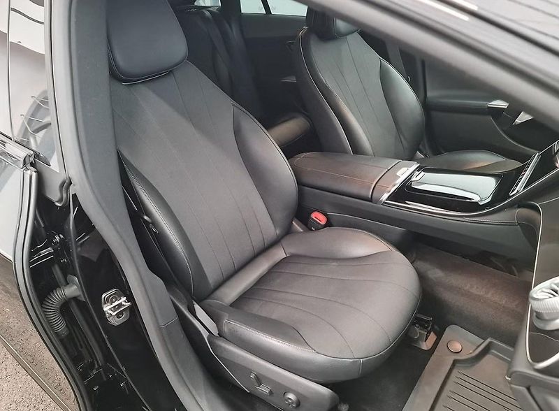 Mercedes-Benz EQE 350 AMG Kam BLIS LED Tažné - fotka 15 z 37