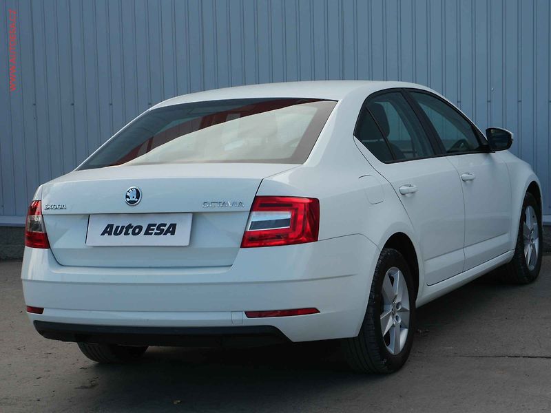 Škoda Octavia (2018) 1.4 TSi, ČR - fotka 4 z 24