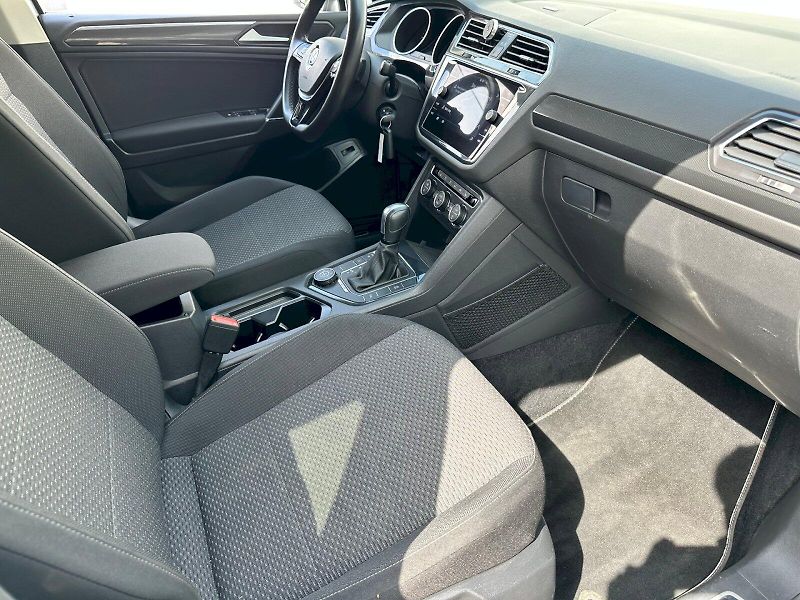 Volkswagen Tiguan (2020) ALLSPACE 2.0 TDI SCR 140 kW 4M - fotka 7 z 25