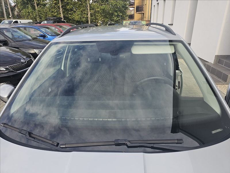 Škoda Fabia III 1,0 TSi 70KW Drive - fotka 43 z 44