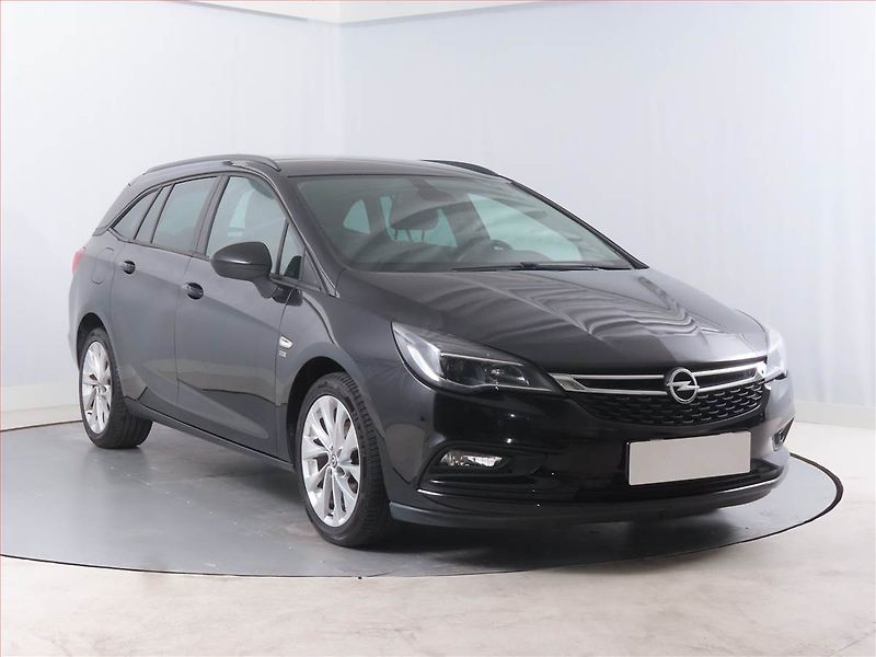 Opel Astra (2019) 1.6 CDTI, Navi, Tempomat - fotografie inzerátu