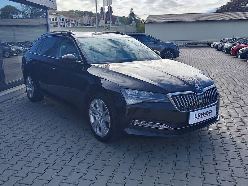 Škoda Superb 2.0 TDI/147kW Style DSG 4x4 - fotka 3 z 34