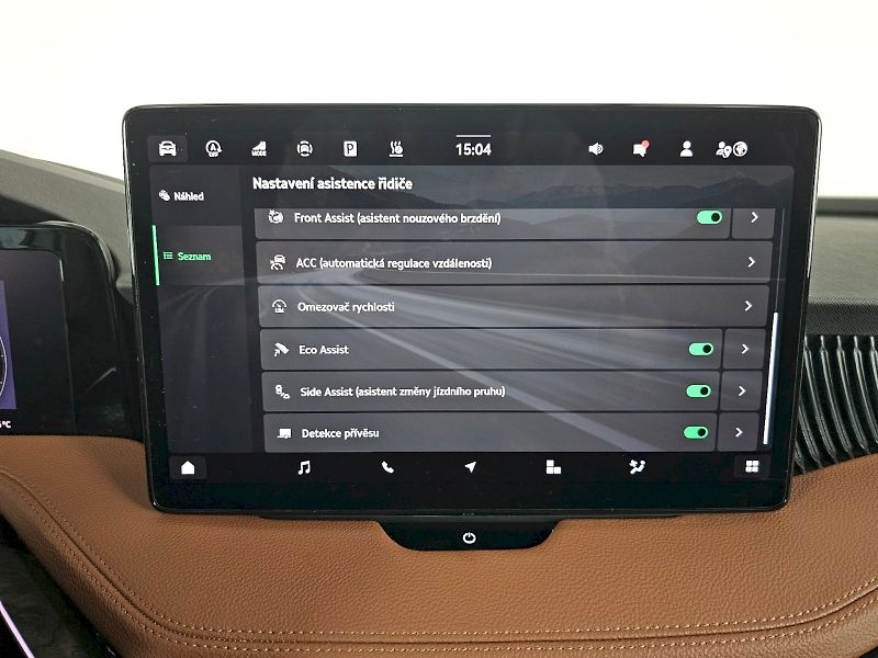 Škoda Superb (2025) 2.0TDI 142kW 4x4 DSG LAURIN A - fotka 19 z 32