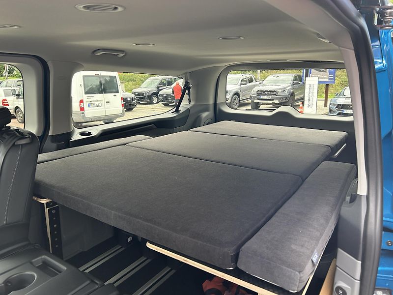 Ford Tourneo Custom Titanium X L2 SPACÍ VESTAVBA - fotka 19 z 42