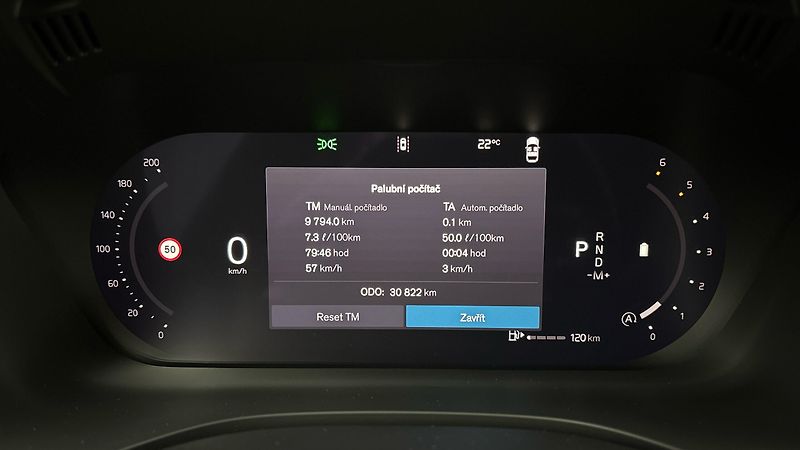 Volvo XC60 2.0 B4 AUT AWD Plus Dark - fotka 10 z 32