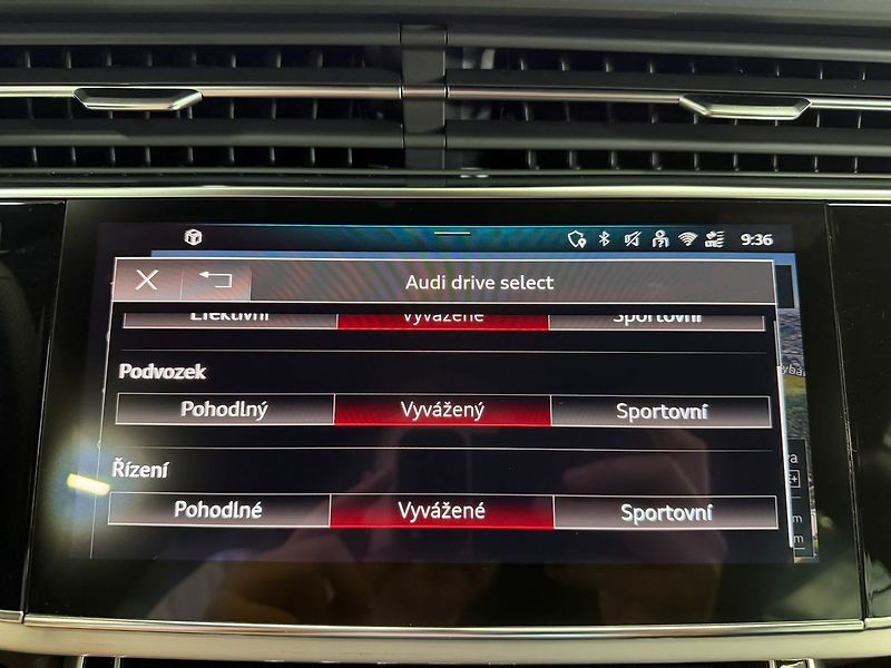 Audi Q8 50 TDI QUATTRO S-LINE, WEBASTO - fotka 19 z 33