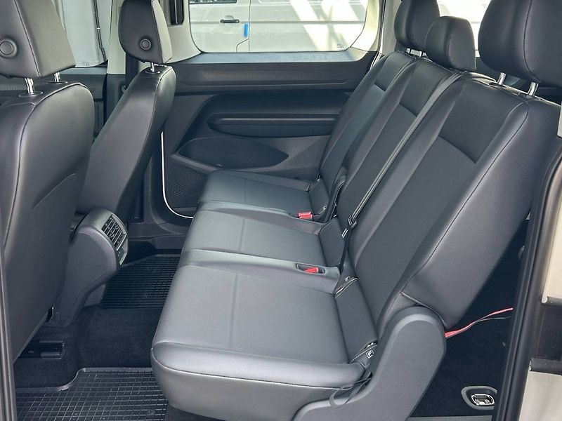 Volkswagen Caddy (2025) Maxi Life 1.5TSI PHEV - fotka 6 z 32