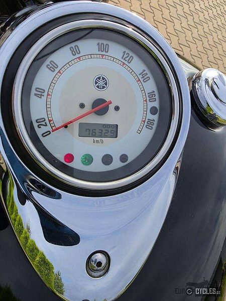 Yamaha XVS 1100 A DragStar Classic (2001) - fotka 10 z 11