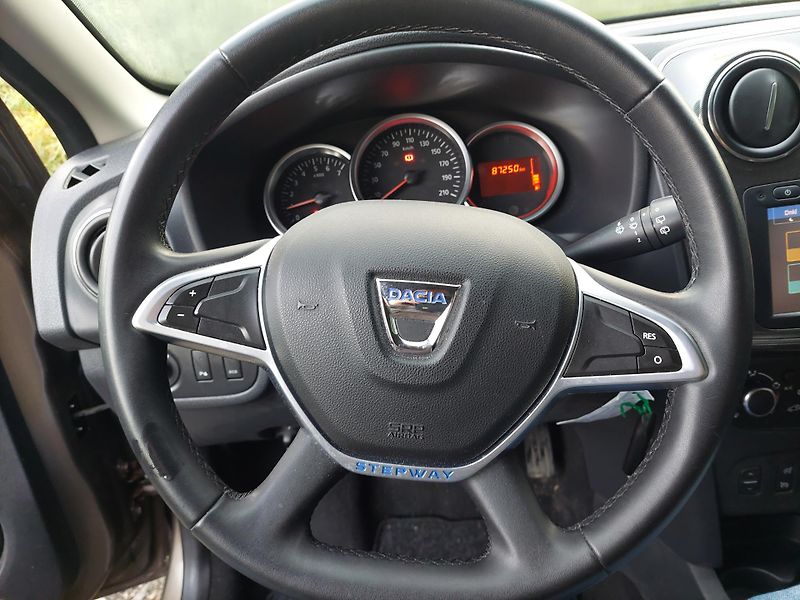 Dacia Sandero (2017) II.Stepway Prestige TCe 90 - fotka 9 z 36