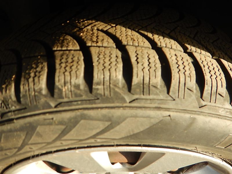 Peugeot 207 1.4 i 70 kw - fotka 13 z 13