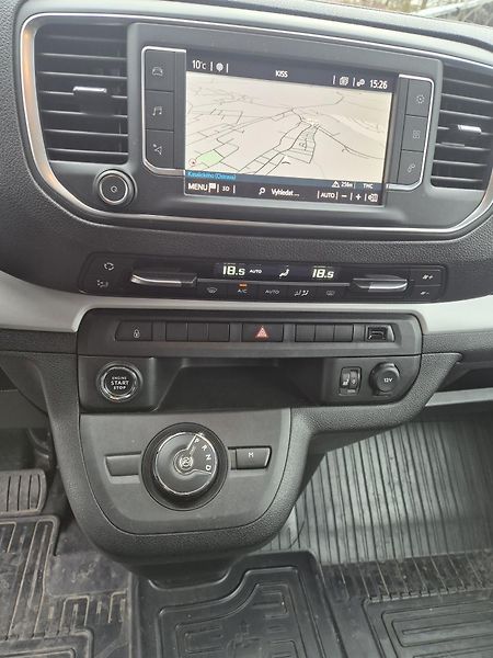Toyota ProAce Verso (2023) - fotka 10 z 18