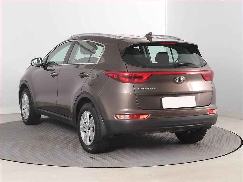 Kia Sportage (2016) 1.6 GDI, Serv.kniha, Navi - fotka 4 z 12