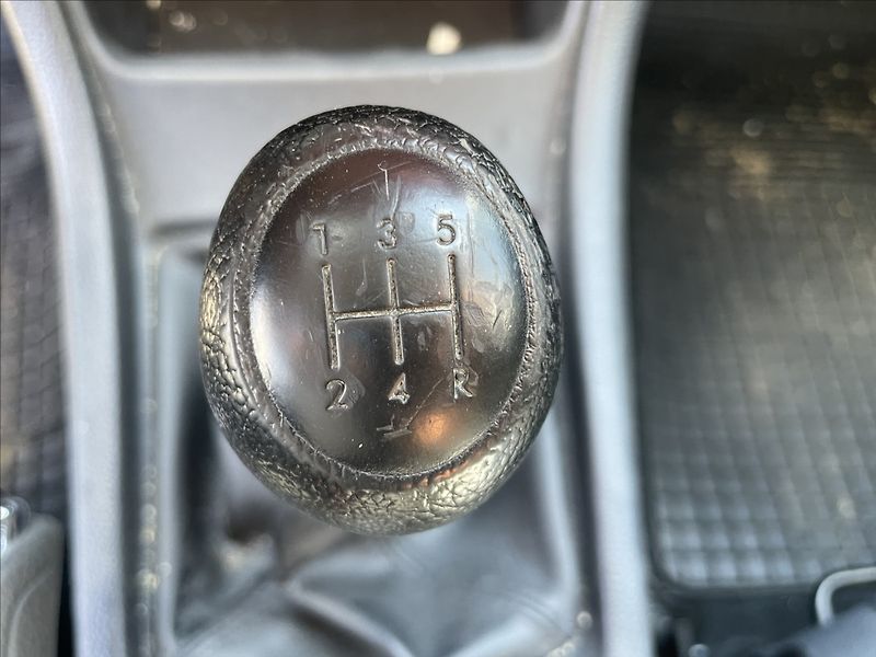 Subaru Impreza 1,6 i 84kw AWD Euro5 serviska - fotka 17 z 36