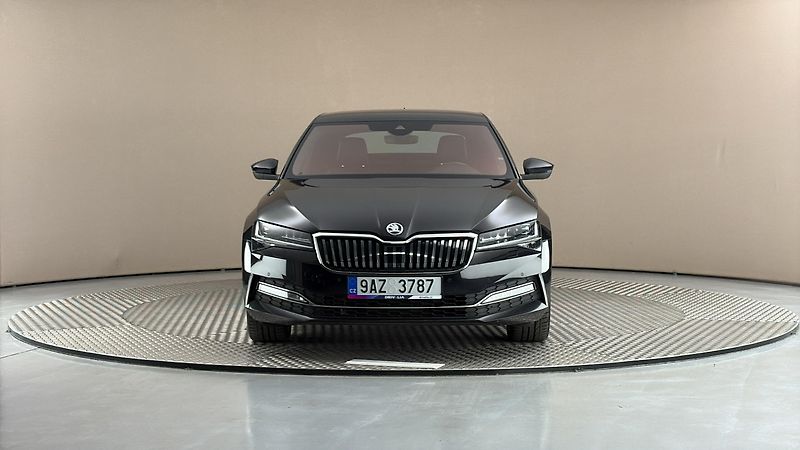 Škoda Superb 2.0 TDI DSG 4x4 L&K - fotka 3 z 32