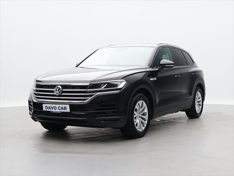 Volkswagen Touareg 3,0 V6TDI 170kW Aut.klima Tažn - fotka 3 z 30