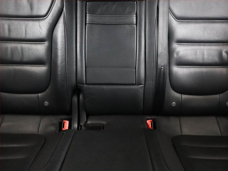 Volkswagen Touareg (2012) Business 3.0 TDI, 4X4 - fotka 8 z 23
