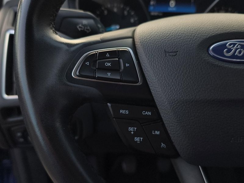 Ford Focus (2018) 1.0 EcoBoost 92kW, Serv. kniha - fotka 11 z 23