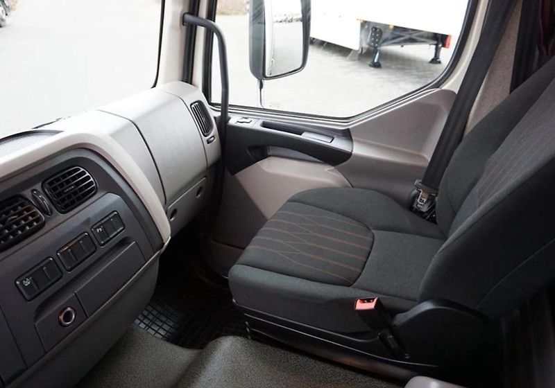 DAF LF (2021) 260 shrnovačka EURO 6 - fotka 12 z 15