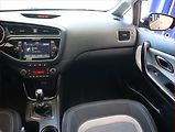 Kia Ceed (2018) 1.6 GDI, Serv.kniha, Navi - náhled 8