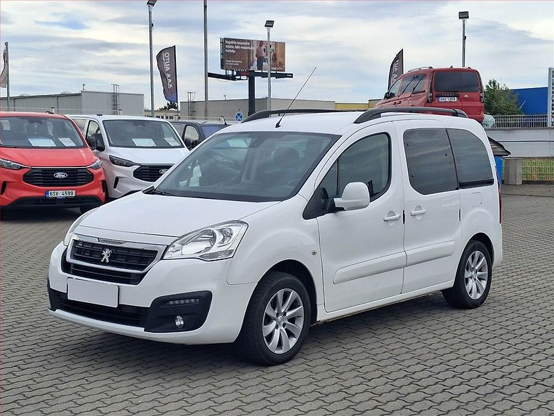 Peugeot Partner (2018) Allure 1.6 BlueHDi, 5Míst, ČR - fotka 2 z 14