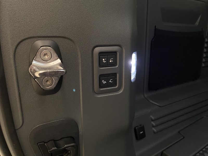 Land Rover Defender (2026) 110 D350 X-Dynamic HSE - fotka 59 z 60