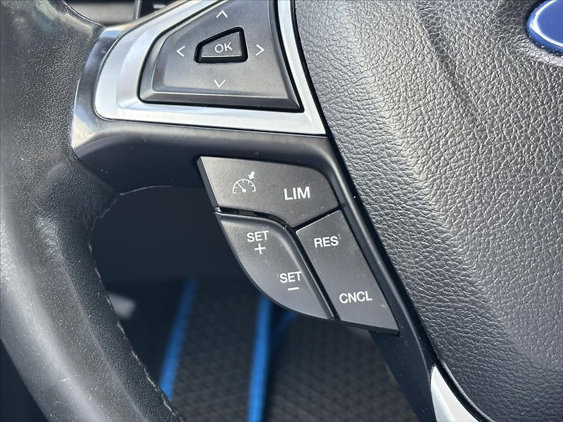 Ford Mondeo 2,0 TDCi AT WEBASTO TOP STAV - fotka 32 z 39