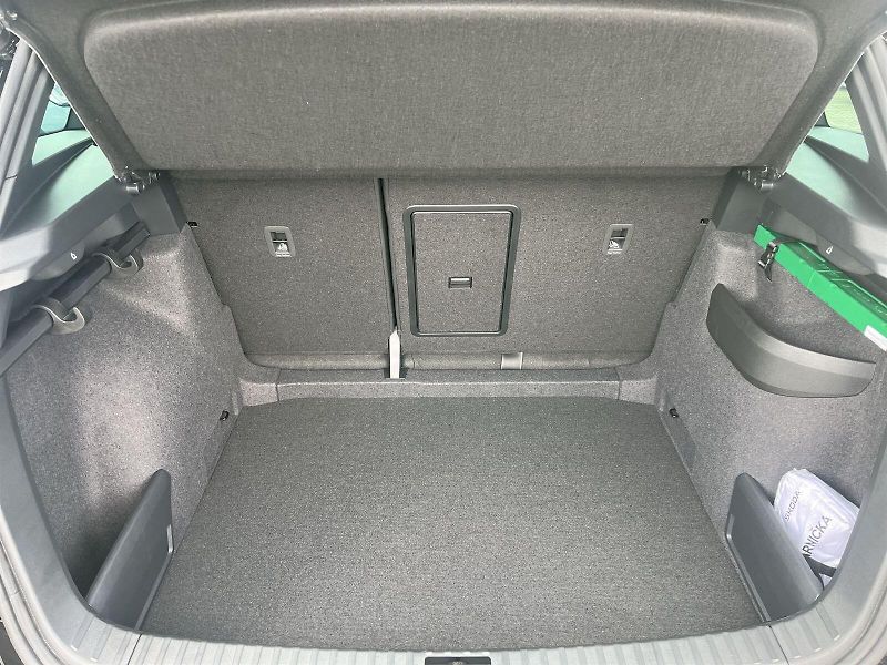 Škoda Karoq (2026) 1,5 TSI 110 KW DSG Sportline - fotka 28 z 28