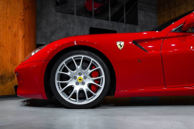 Ferrari 599 - fotka 5 z 30