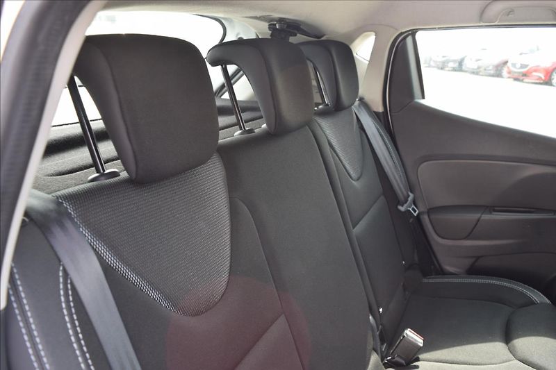 Renault Clio 1,2 i 54KW KLIMA ALU - fotka 21 z 47