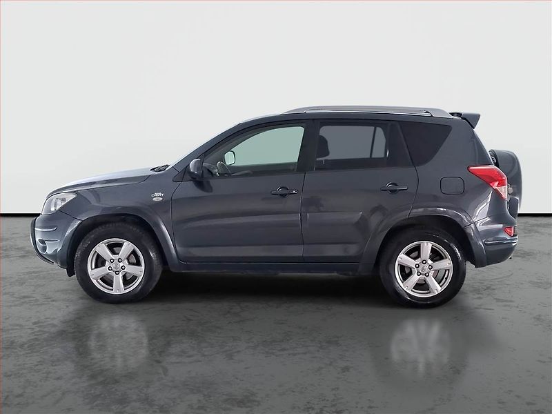 Toyota RAV4 (2007) Executive 2.2 D-CAT, 4X4 - fotka 3 z 17