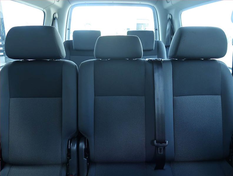 Volkswagen Caddy (2015) Maxi 1.6 TDI, 7Míst, ČR - fotka 10 z 19