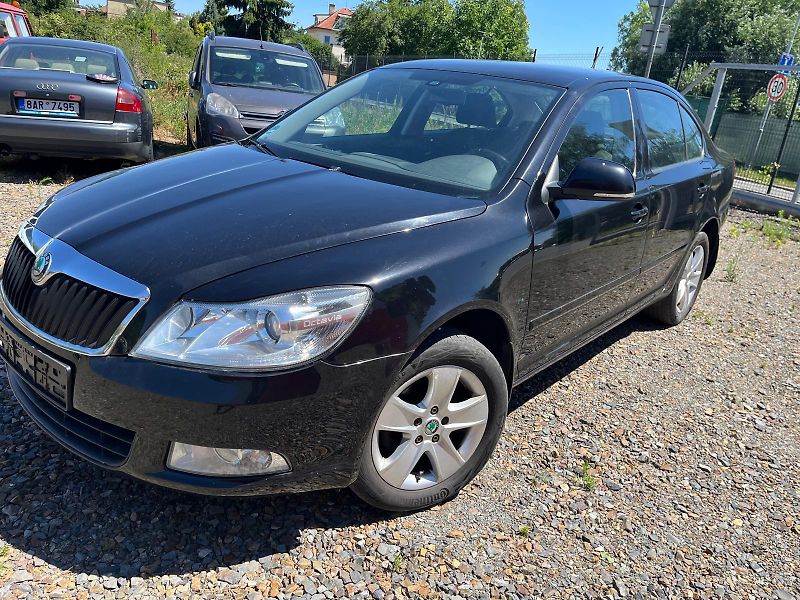 Škoda Octavia (2013) Liftback, automat DSG, 2.0 TSI - fotka 13 z 21