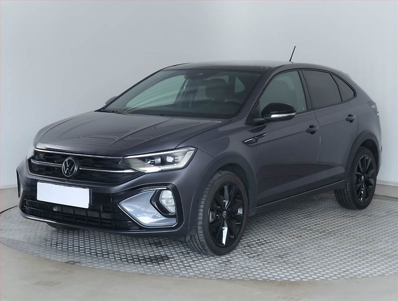 Volkswagen Taigo (2023) R-Line 1.5 TSI - fotka 2 z 17