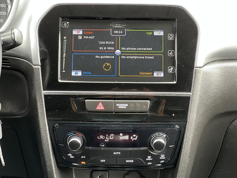 Suzuki Vitara 1.6DDiS 4x4 KLIMA KAMERA ALU - fotka 20 z 42