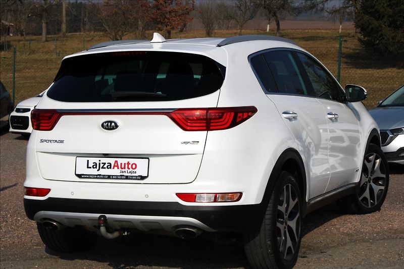 Kia Sportage 1,6 T-GDi 130kW 4x4 GT-line - fotka 5 z 45