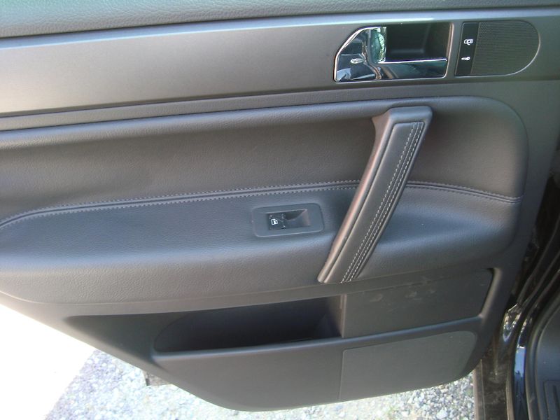 Volkswagen Touareg (2005) 3,0TDI - fotka 8 z 21