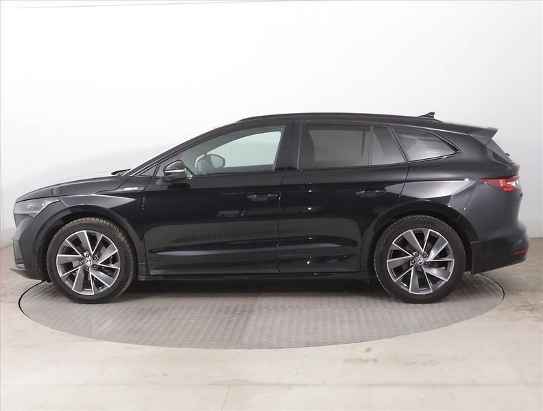 Škoda Enyaq (2023) Sportline iV 60 (62 kWh) - fotka 3 z 18