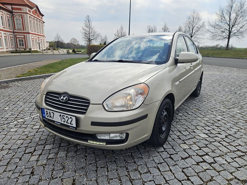 Hyundai Accent (2008) 1.5CRDI VELMI PĚKNÝ, SPLÁTKY  - fotka 2 z 24
